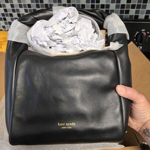 KATE SPADE New York never warn TAGS STILL ON Twirl Top Hand.  IN THE BOX